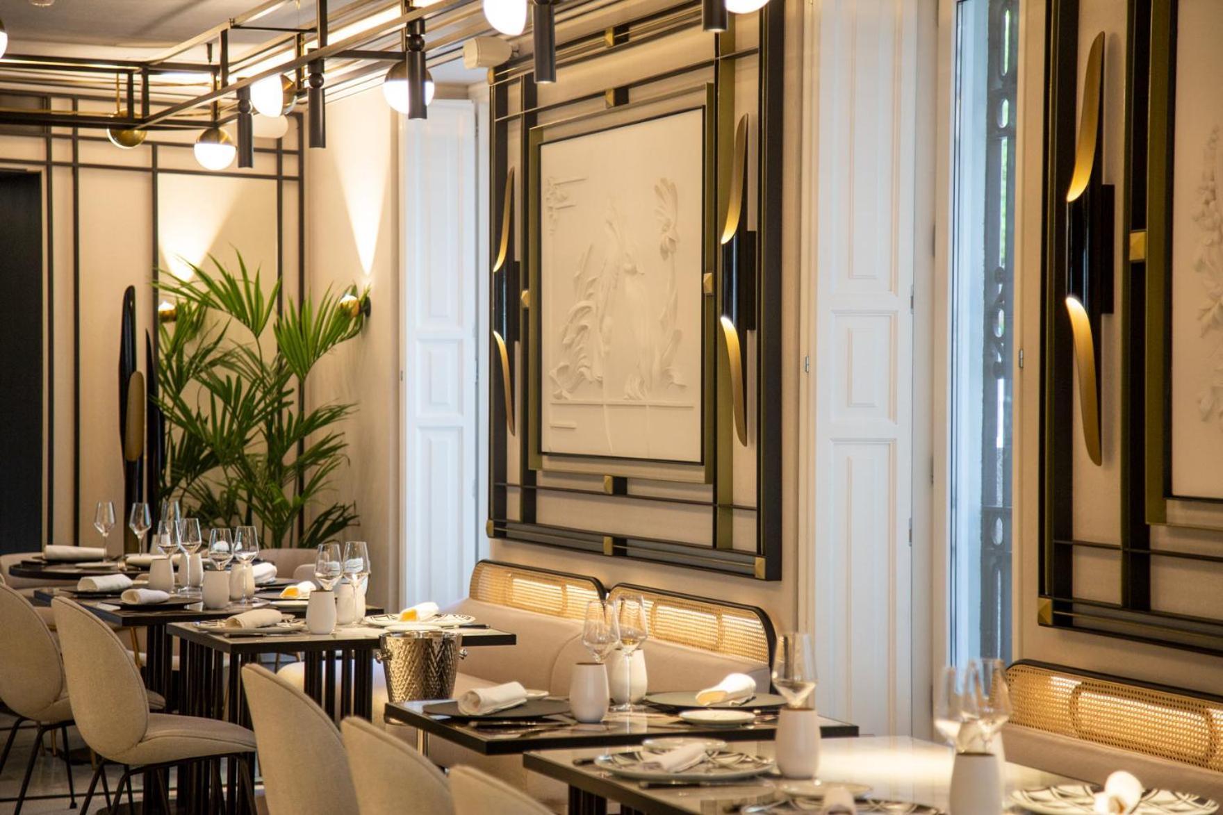 Myr Palacio Vallier Valence Extérieur photo Restaurant L'Atelier de Joël Robuchon in Paris