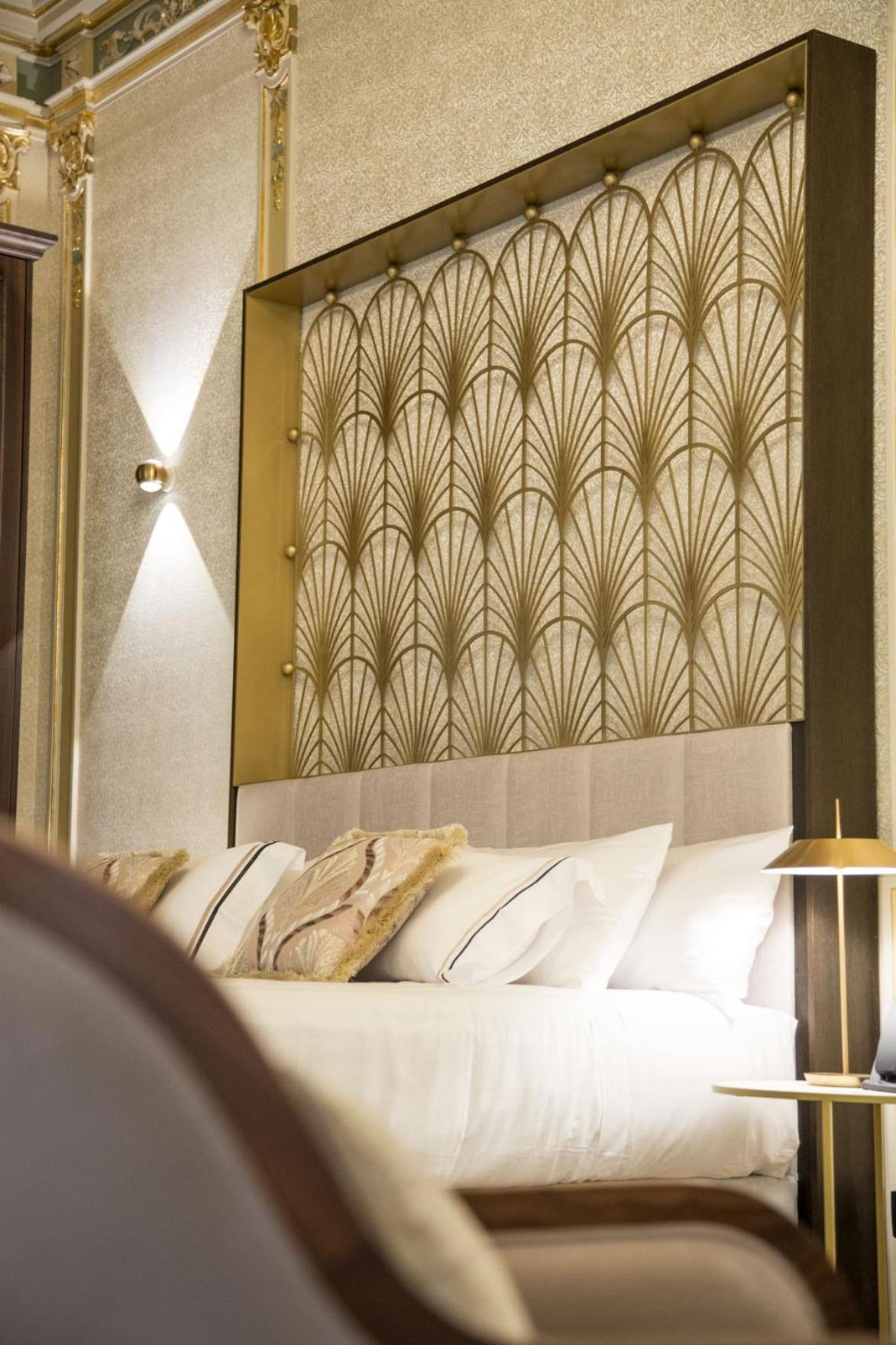 Myr Palacio Vallier Valence Chambre photo A bedroom at the hotel