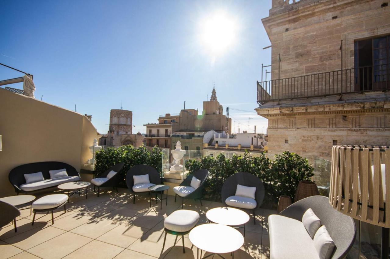 Myr Palacio Vallier Valence Extérieur photo Rooftop terrace